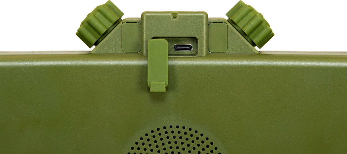 Claymore Portable Bluetooth Speaker