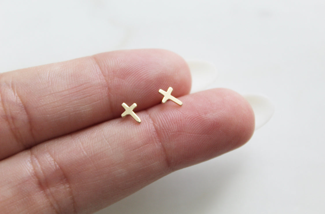 Cross Studs in 14k Gold