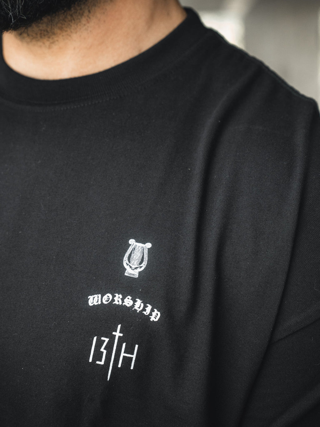 Unwavering Worship - Premium Oversized Tee