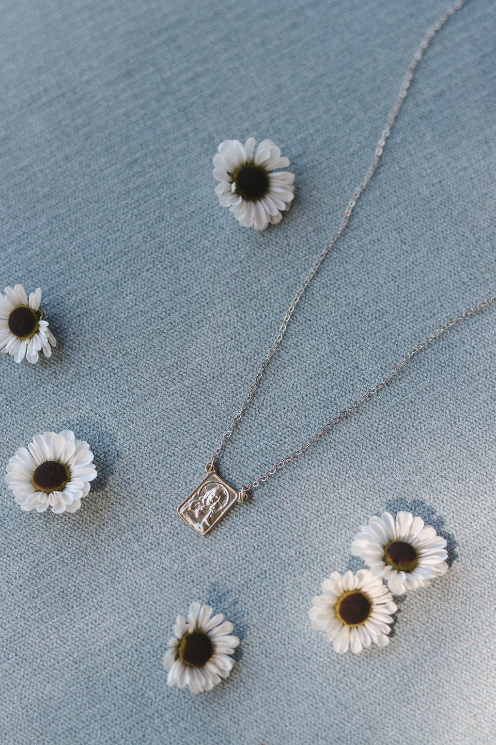 Silver Scapular