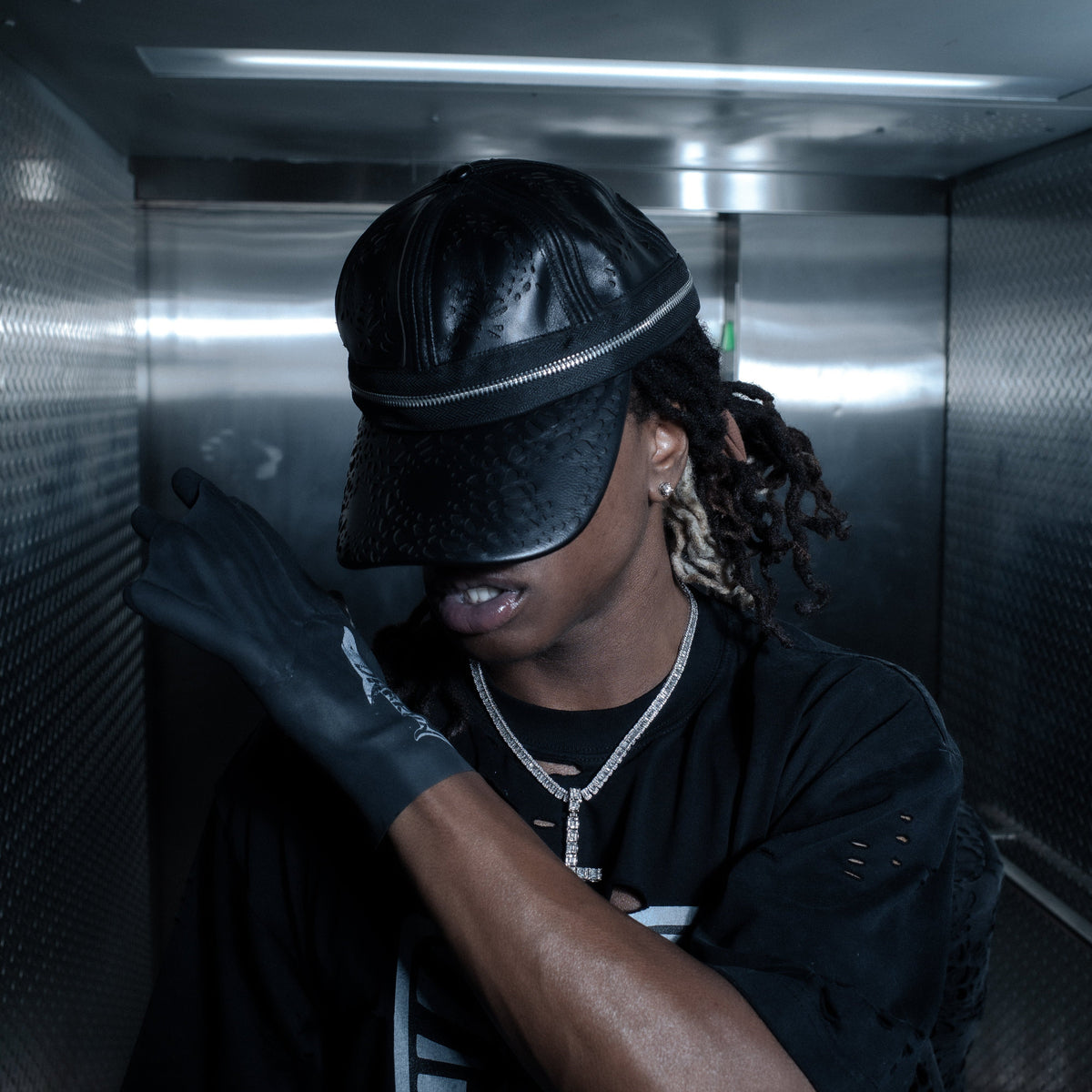 BL BURNEDWEB LEATHER 360° ZIPPER CAP