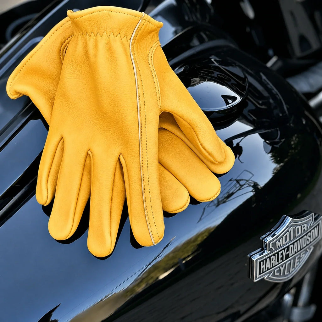 Gold Short Wrist Deerskin Gloves